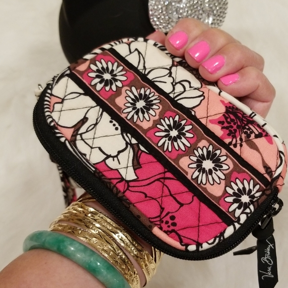 Vera Bradley Tech Case - Picture 8 of 8